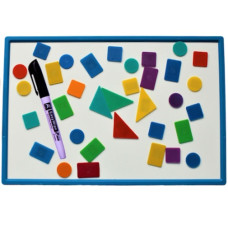дошка магнітна 20,7х30,8см. з магнітними геометрич. фігурами  (35)